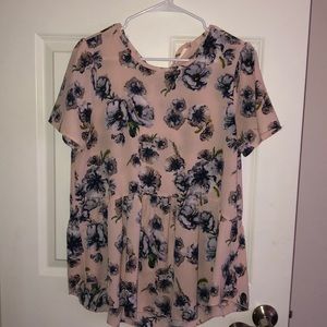 Pink floral short-sleeve top